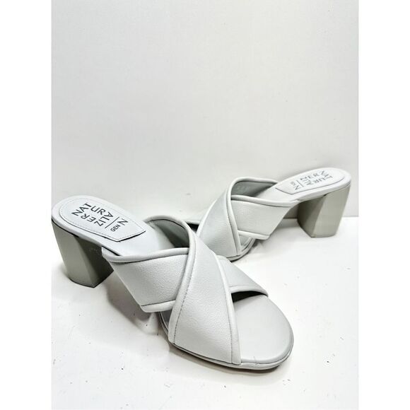 Naturalizer Sandals Womens 8.5 Genn-Rhythm Criss-Cross Front Slip On Heels - Picture 4 of 8